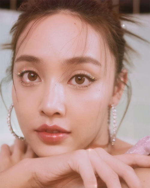 น้ำตาล พิจักขณา น้ำตาล พิจักขณา