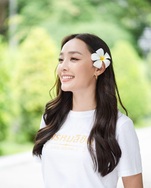 น้ำตาล พิจักขณา น้ำตาล พิจักขณา