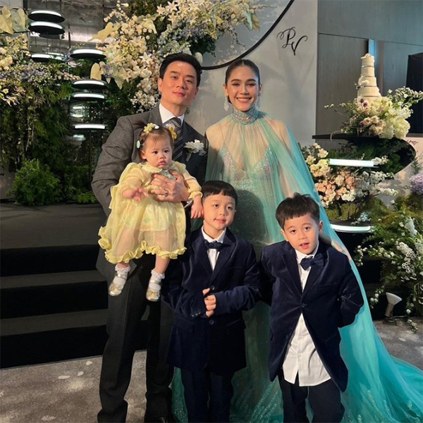 ชมพู่ อารยา ชมพู่ อารยา