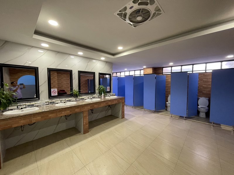 ห้องน้ำโรงเรียน ห้องน้ำโรงเรียน