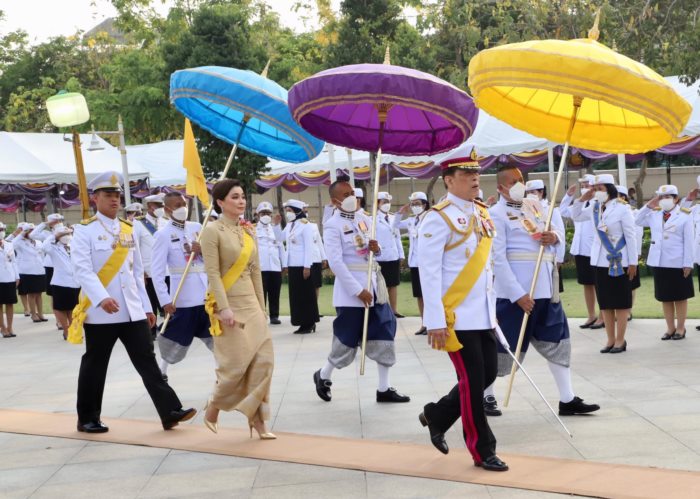ในหลวง - พระราชินี ในหลวง - พระราชินี