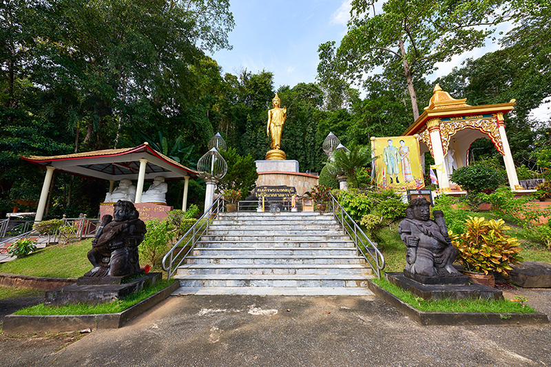 ไหว้พระ วัดเขาสุกิม จังหวัดจันทบุรี