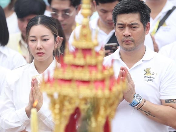 นุ่น วรนุช เผยเลขเด็ดจากพิธีศักดิ์สิทธิ์ งวดนี้ 16 ส.ค. 67 นุ่น วรนุช เผยเลขเด็ดจากพิธีศักดิ์สิทธิ์ งวดนี้ 16 ส.ค. 67