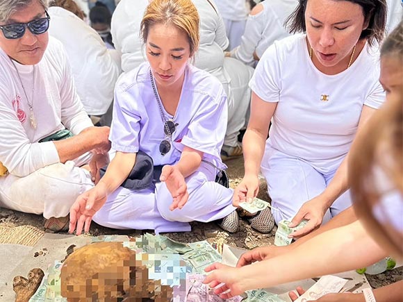 จูน กษมา จูน กษมา