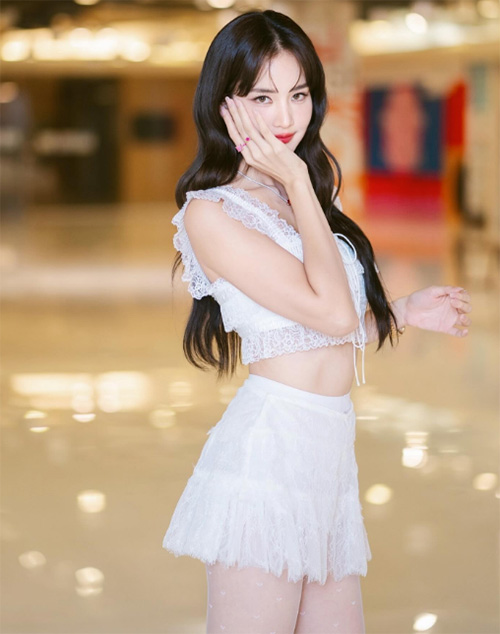 โบว์ เมลดา โบว์ เมลดา