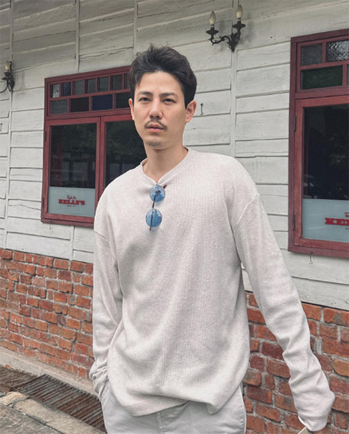 เพชร เผ่าเพชร ประวัติ เพชร เผ่าเพชร ประวัติ