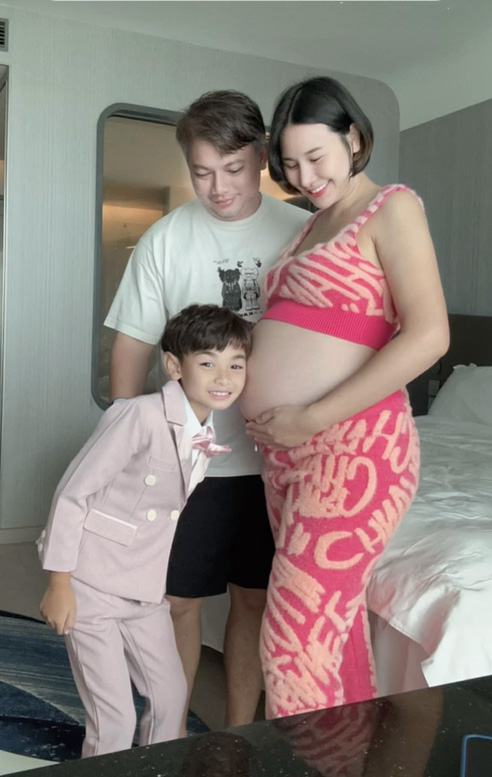 แซนวิช ปภาดา แซนวิช ปภาดา