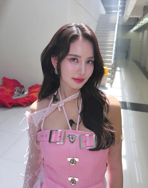 โบว์ เมลดา โบว์ เมลดา