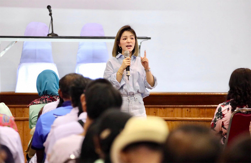 มาดามเดียร์ วทันยา มาดามเดียร์ วทันยา