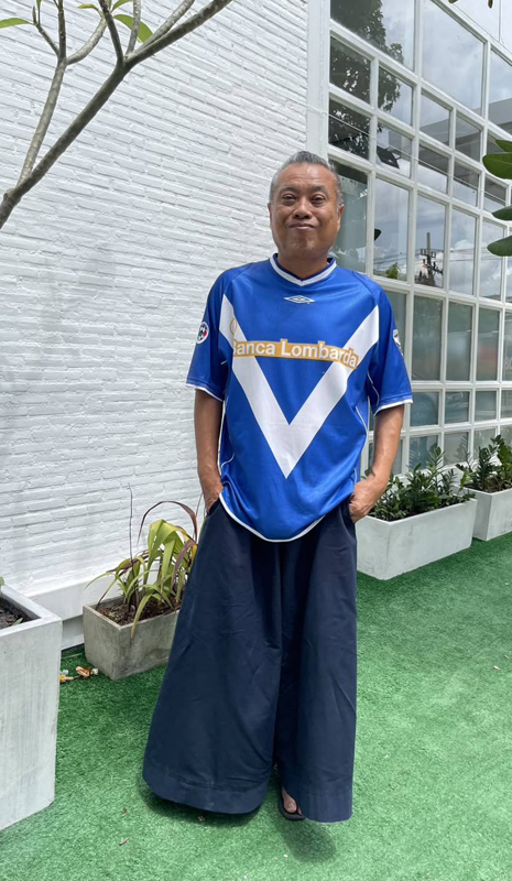 เปิดภาพ ป๋อง กพล ฉลองวันเกิด 59 ปี พร้อมครอบครัว เปิดภาพ ป๋อง กพล ฉลองวันเกิด 59 ปี พร้อมครอบครัว