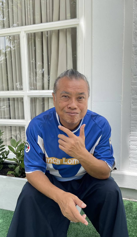 เปิดภาพ ป๋อง กพล ฉลองวันเกิด 59 ปี พร้อมครอบครัว เปิดภาพ ป๋อง กพล ฉลองวันเกิด 59 ปี พร้อมครอบครัว