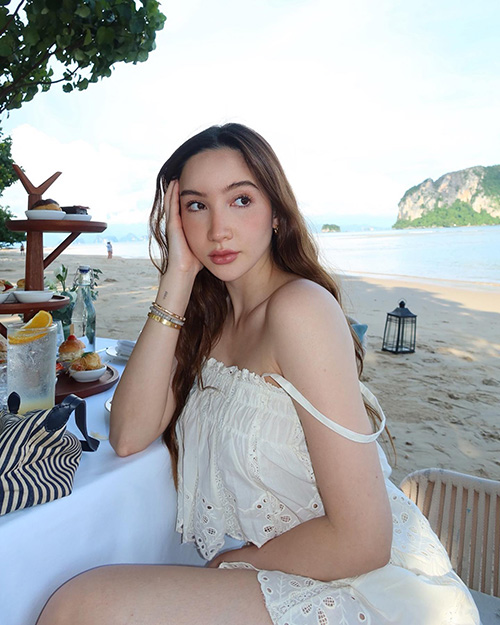 เอย ธัญวรรณ เอย ธัญวรรณ