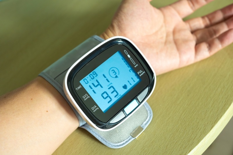 ความดันโลหิตเกิน 140/90 เสี่ยงเป็นโรคความดันโลหิตสูง ความดันโลหิตเกิน 140/90 เสี่ยงเป็นโรคความดันโลหิตสูง