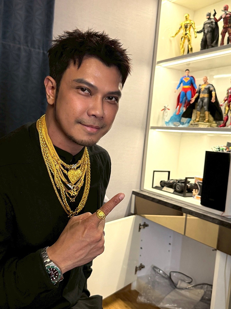 หนุ่ม กะลา หนุ่ม กะลา