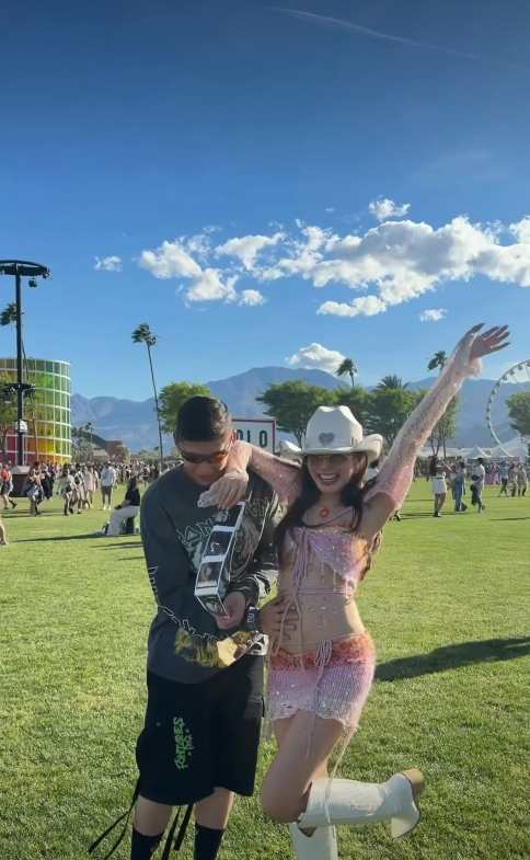 มายด์ ลภัสลัล - พาย สุนิษฐ์ มายด์ ลภัสลัล - พาย สุนิษฐ์