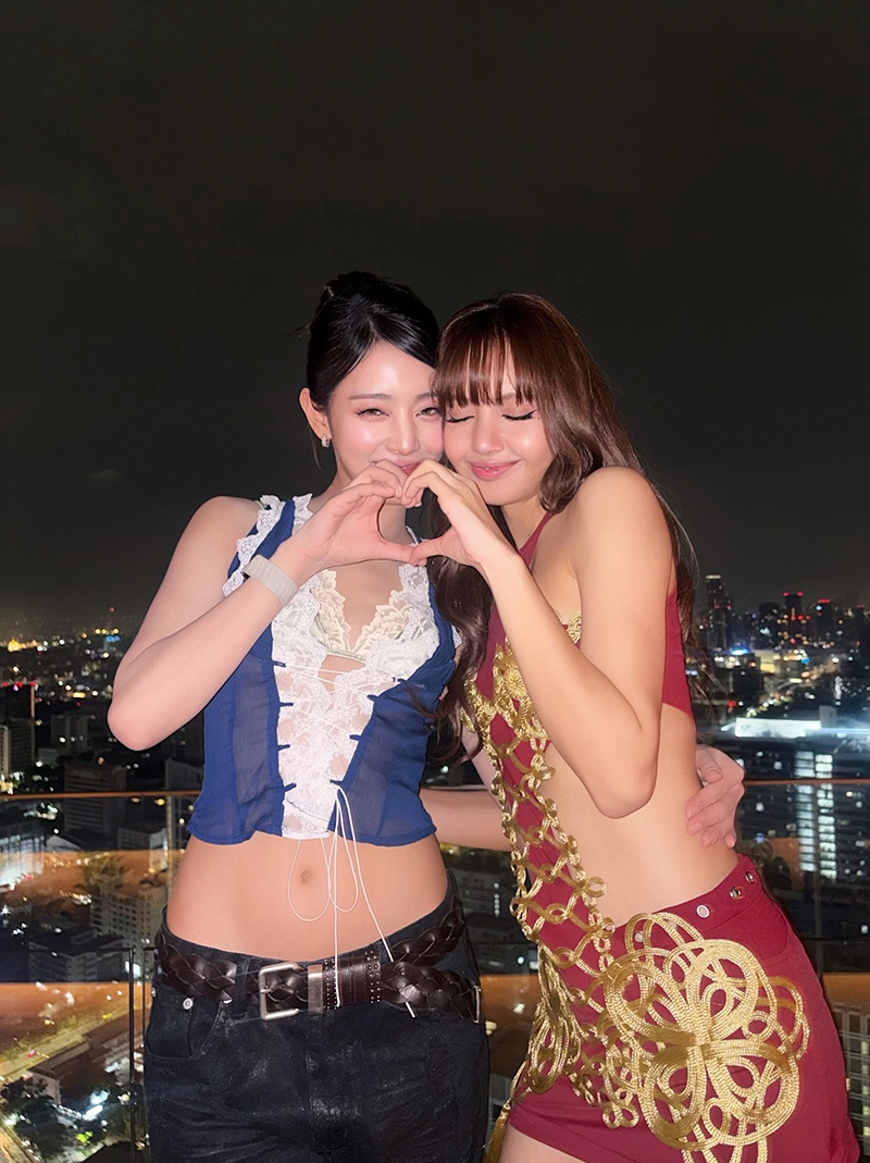 ลิซ่า มินนี่ ลิซ่า มินนี่