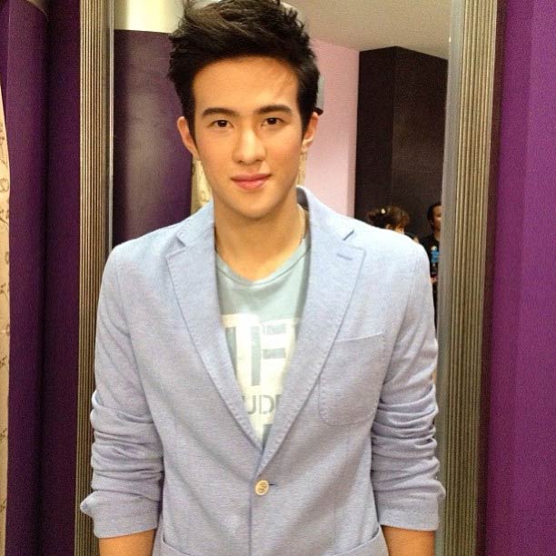 เจมส์ มาร์ เจมส์ มาร์