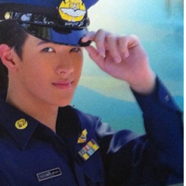 เจมส์ มาร์ เจมส์ มาร์