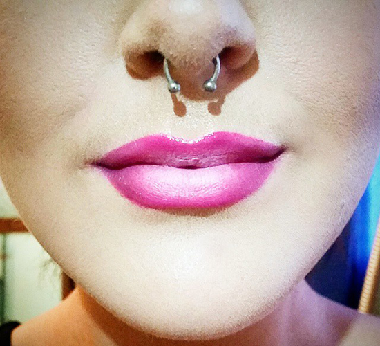 ทาลิปสติกไล่เฉด ทาลิปสติกไล่เฉด