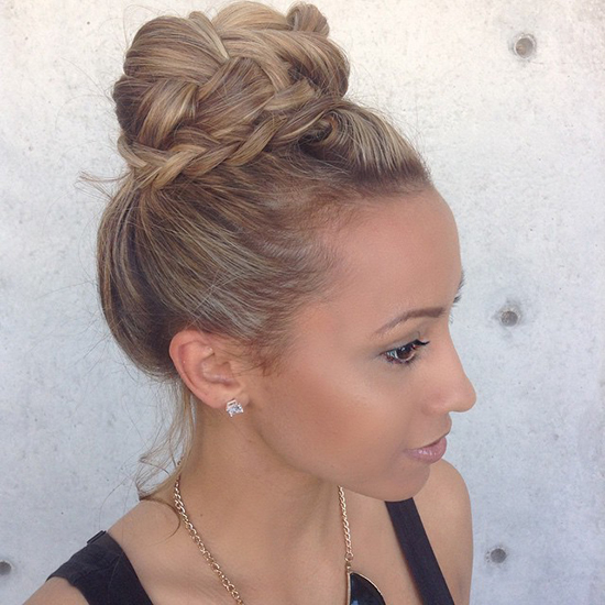 ผมเกล้ามวยเปีย ผมเกล้ามวยเปีย