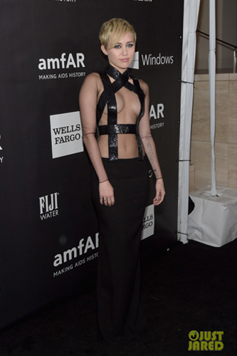 ไมลีย์ ไซรัส ไมลีย์ ไซรัส