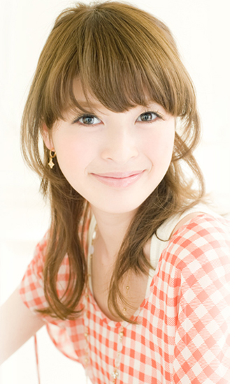 สีผมที่ทําให้หน้าขาว สีผมที่ทําให้หน้าขาว