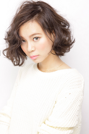 ทรงผมที่เหมาะกับคนมีโหนกแก้ม ทรงผมที่เหมาะกับคนมีโหนกแก้ม