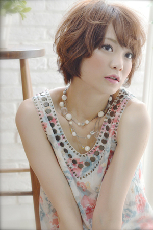 ทรงผมที่เหมาะกับคนมีโหนกแก้ม ทรงผมที่เหมาะกับคนมีโหนกแก้ม