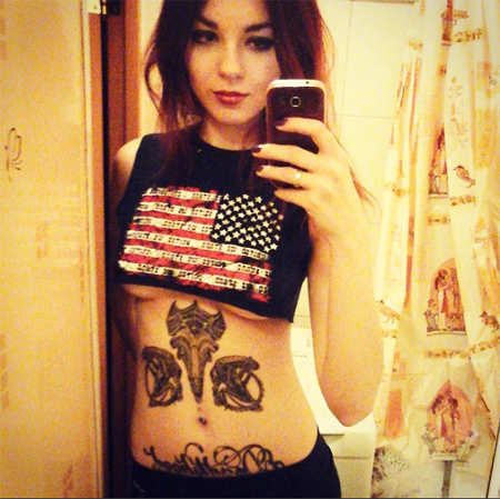 ลายสักหน้าท้อง ลายสักหน้าท้อง