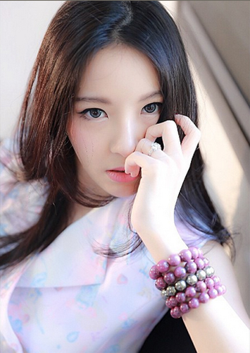 ทับทิม มัลลิกา ทับทิม มัลลิกา