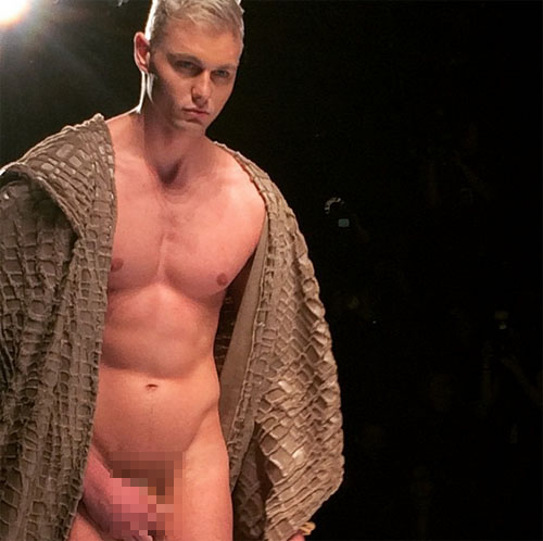 เดินแบบ เดินแบบ