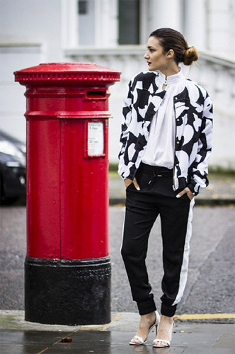 รองเท้าสีขาว รองเท้าสีขาว