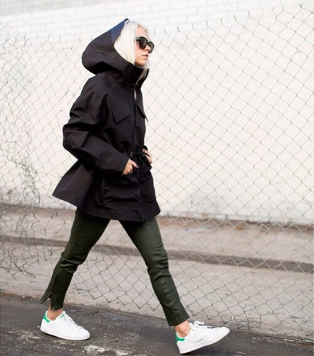 รองเท้าสีขาว รองเท้าสีขาว