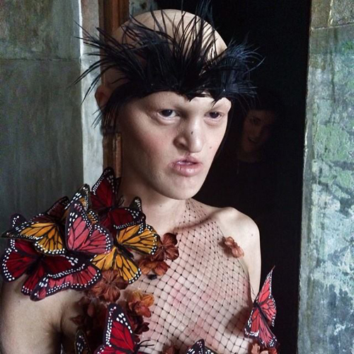 เมลานี เกย์โดส เมลานี เกย์โดส