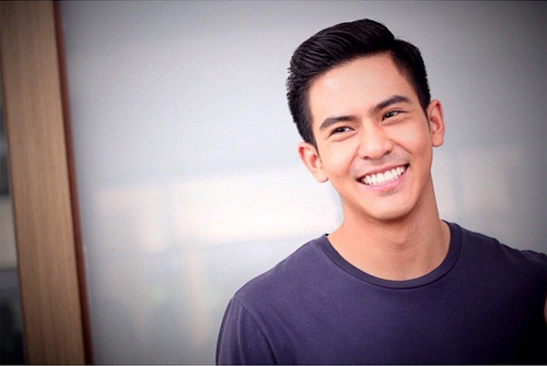 เต้ย พงศกร เต้ย พงศกร