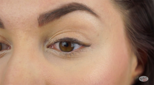 วิธีเขียนอายไลเนอร์ วิธีเขียนอายไลเนอร์