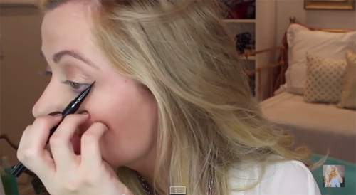 วิธีเขียนอายไลเนอร์ วิธีเขียนอายไลเนอร์