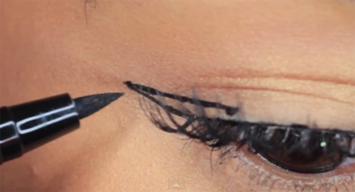 วิธีเขียนอายไลเนอร์ วิธีเขียนอายไลเนอร์