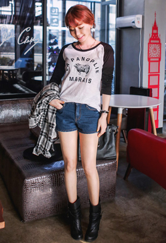 กางเกงยีนส์ขาสั้น กางเกงยีนส์ขาสั้น