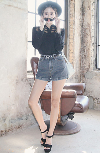 กางเกงยีนส์ขาสั้น กางเกงยีนส์ขาสั้น