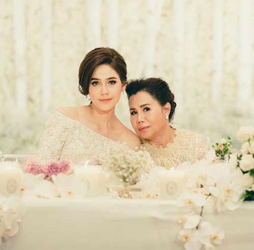 ชมพู่ อารยา ก่อนเข้าวงการ ชมพู่ อารยา ก่อนเข้าวงการ