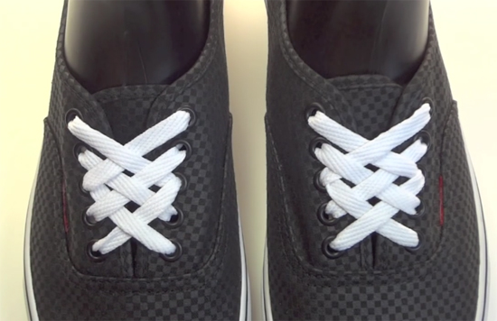 วิธีผูกเชือกรองเท้า วิธีผูกเชือกรองเท้า