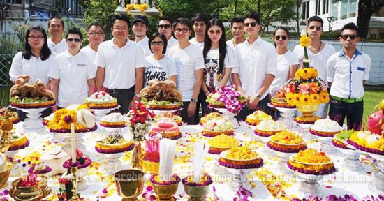 พี่มาก..พระโขนง
