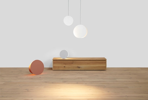 โคมไฟทรงกลมเก๋ ๆ ส่องแสงนวลเหมือนดวงจันทร์ โคมไฟทรงกลมเก๋ ๆ ส่องแสงนวลเหมือนดวงจันทร์