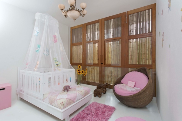 แบบบ้านบนเนินเขา พร้อมสระว่ายน้ำกลางแจ้งและแกลลอรีส่วนตัว แบบบ้านบนเนินเขา พร้อมสระว่ายน้ำกลางแจ้งและแกลลอรีส่วนตัว