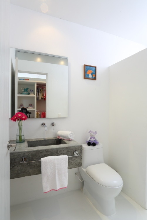 แบบบ้านบนเนินเขา พร้อมสระว่ายน้ำกลางแจ้งและแกลลอรีส่วนตัว แบบบ้านบนเนินเขา พร้อมสระว่ายน้ำกลางแจ้งและแกลลอรีส่วนตัว