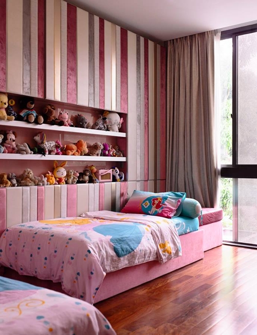 บ้านโมเดิร์น 2 ชั้น เปิดโล่งทั้งบ้าน มีสระน้ำยาวสุดเจ๋ง บ้านโมเดิร์น 2 ชั้น เปิดโล่งทั้งบ้าน มีสระน้ำยาวสุดเจ๋ง