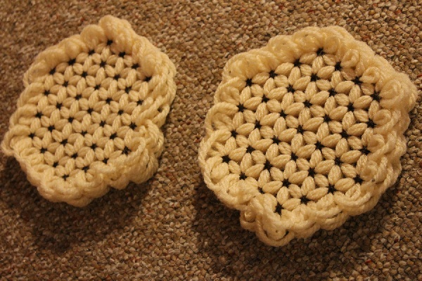 20 ที่รองแก้วแสนน่ารัก DIY จากไหมพรม..รับลมหนาว