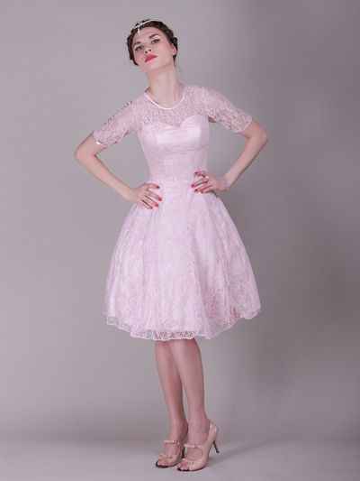 ชุดไปงานแต่งโทนชมพู ชุดไปงานแต่งโทนชมพู