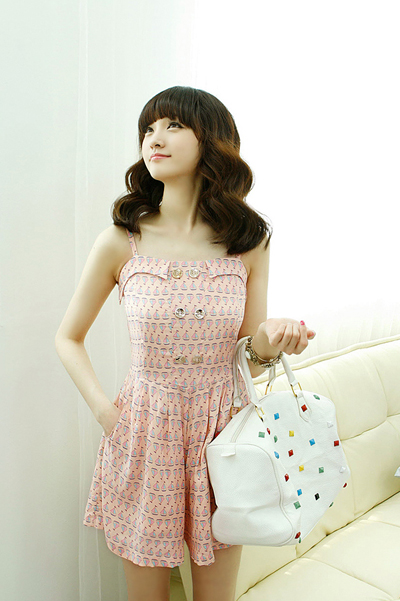 ชุดไปงานแต่งโทนชมพู ชุดไปงานแต่งโทนชมพู